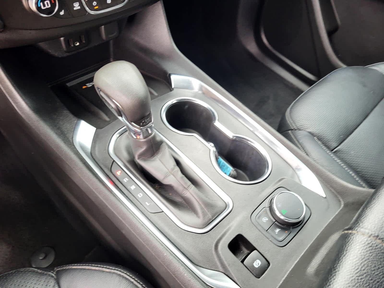 Used 2022 Northsky Blue Metallic Chevrolet LT Cloth image 25