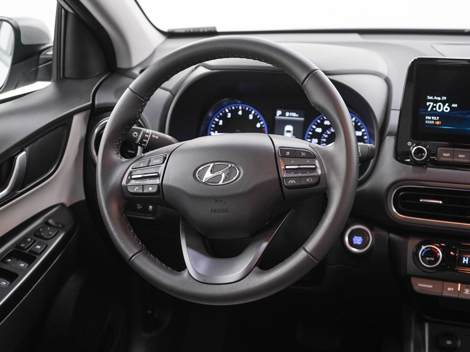 Certified Used 2023 Cyber Silver Hyundai SEL Auto FWD image 15