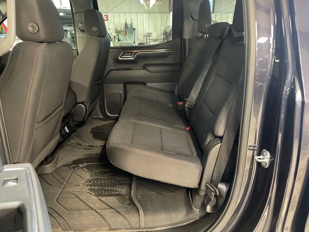 Used 2023 Dark Ash Metallic Chevrolet LT (2FL) image 27