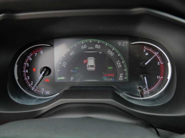 Certified Used 2022 RUBY FLARE PEARL Toyota  image 22