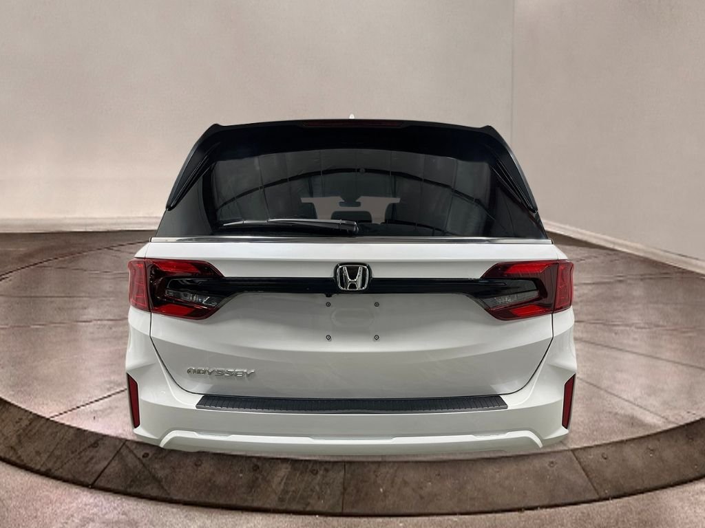 New 2026 Platinum White Pearl Honda EX-L image 4