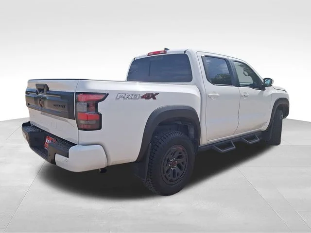 Used 2025 White Nissan PRO-4X image 8