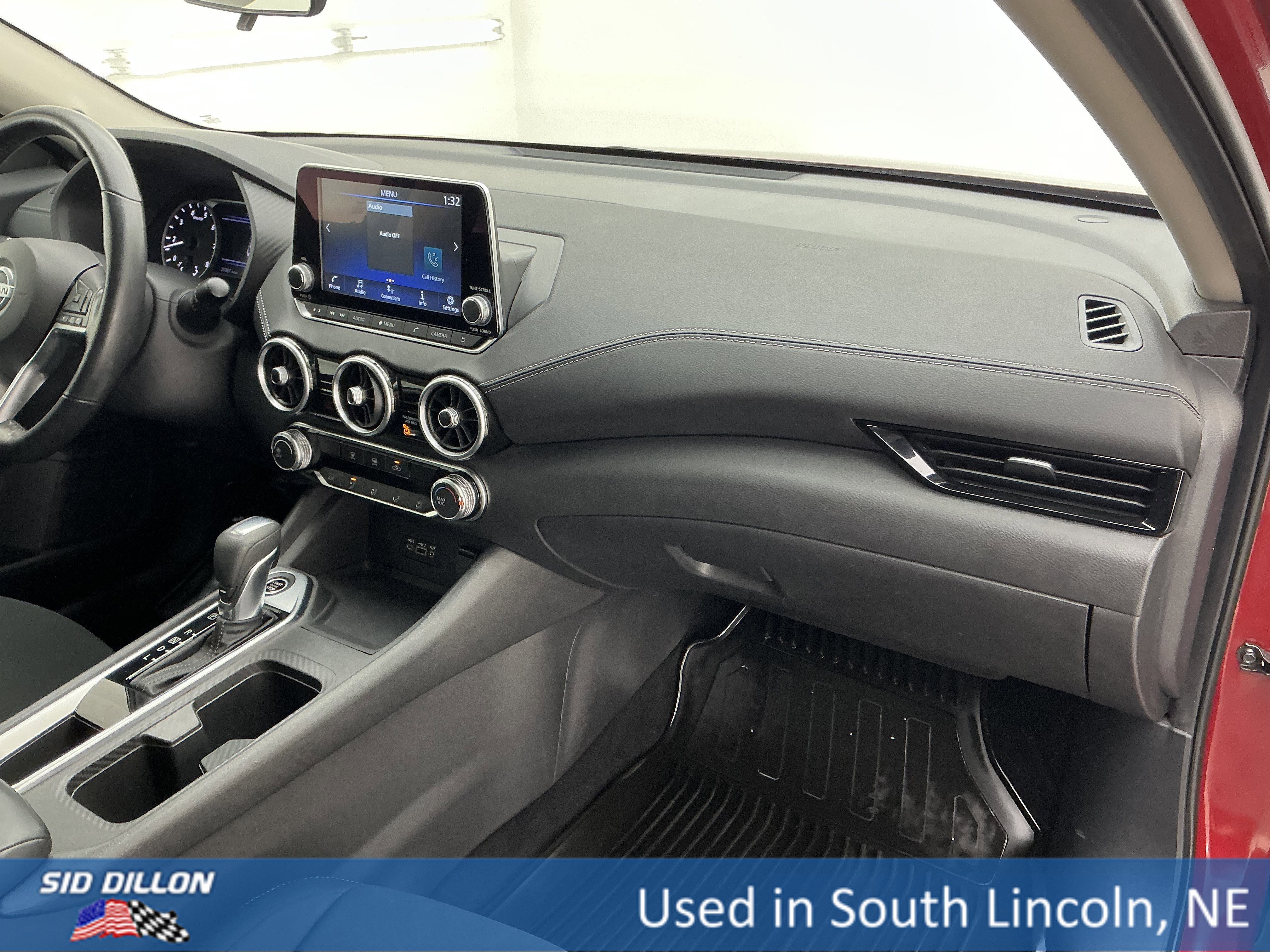 Used 2022 Scarlet Ember Tintcoat Nissan SV image 24