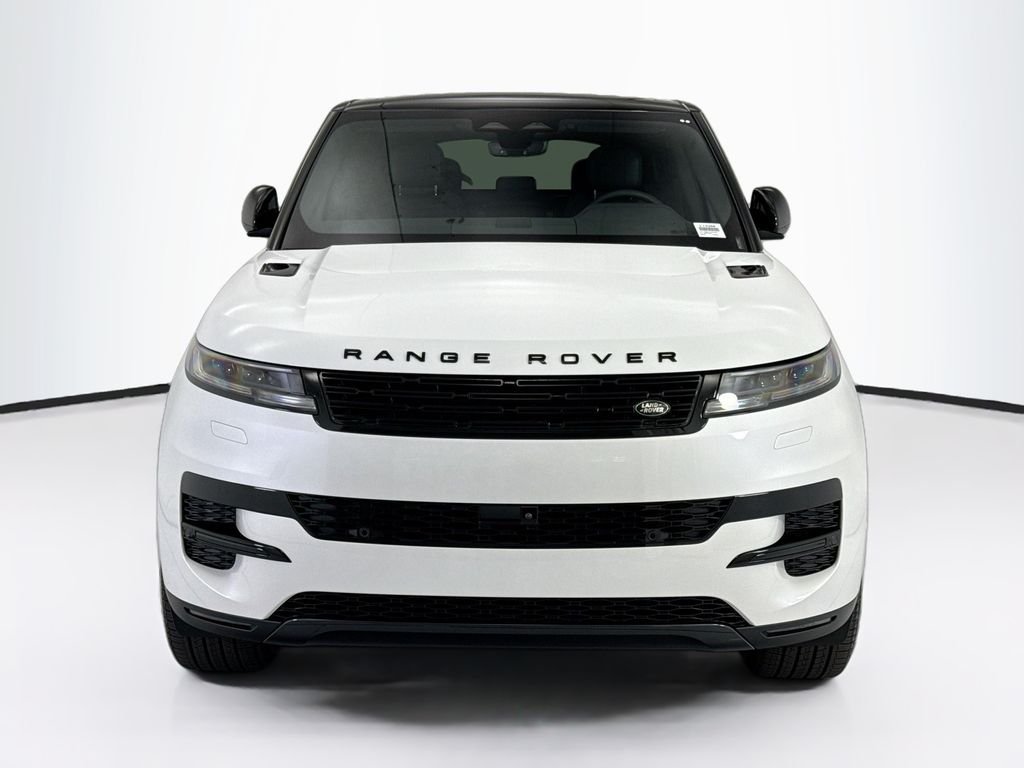 New 2026 Ostuni Pearl White Land Rover SE image 2