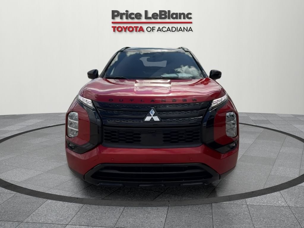 2024 Mitsubishi Outlander SEL photo 2