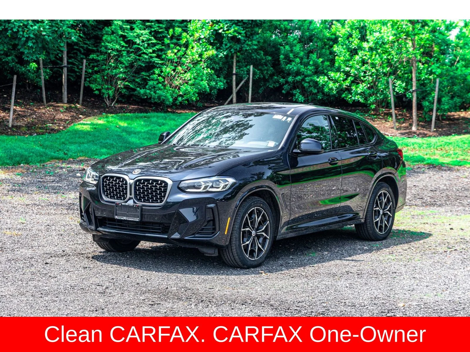 2022 BMW X4 xDrive30i's photo