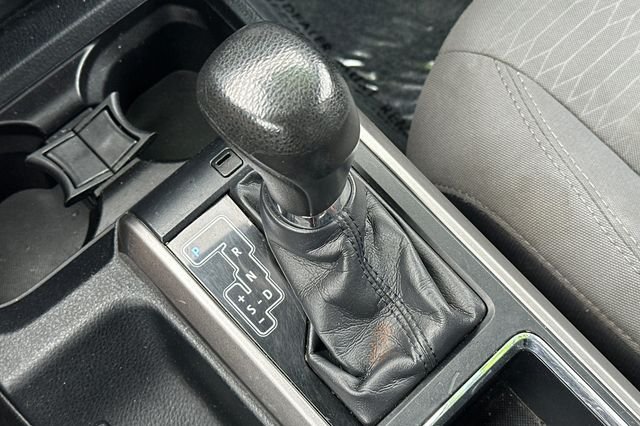 Used 2019 White Toyota SR5 image 23