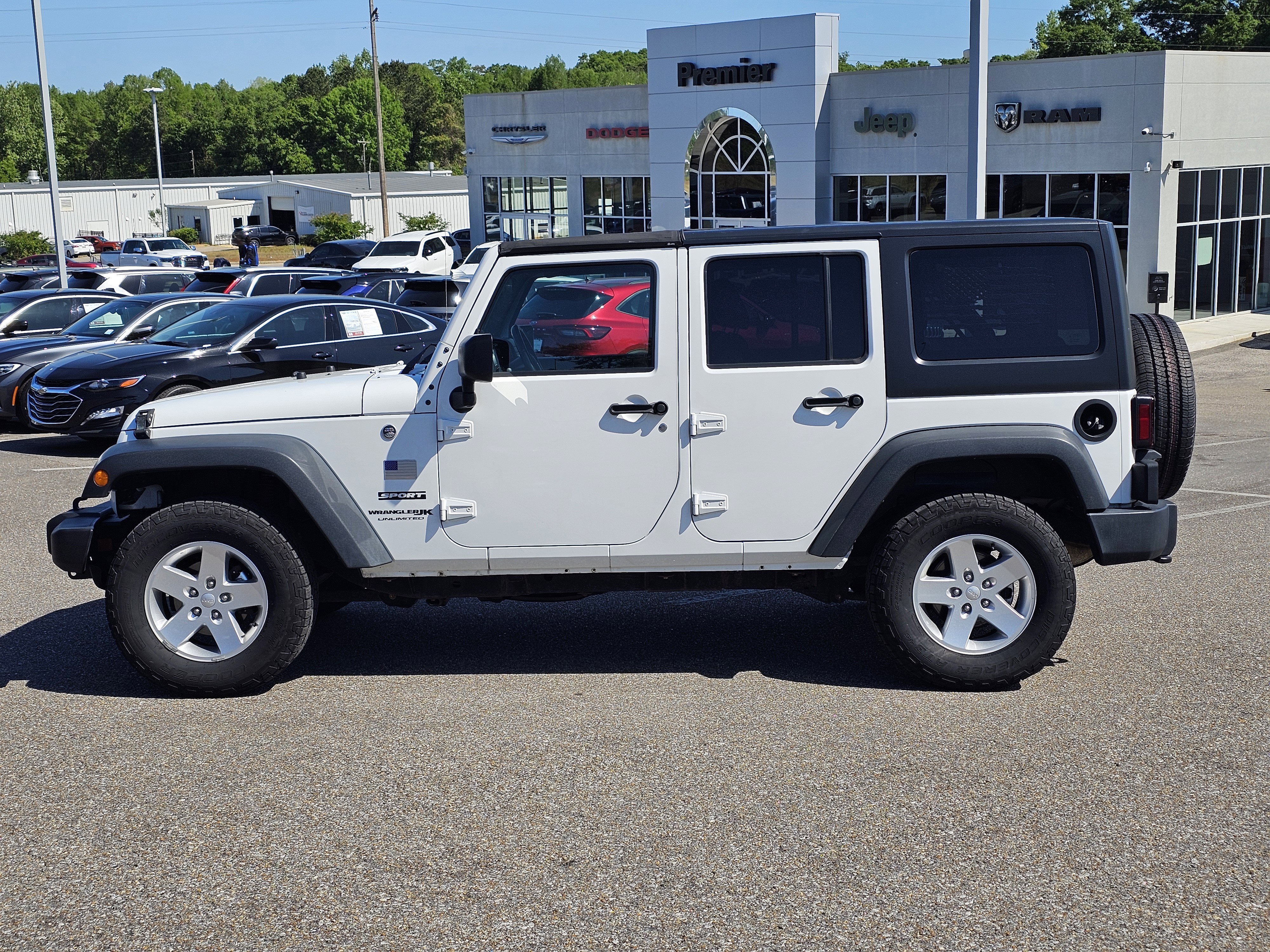 2018 Jeep Wrangler JK Unlimited Sport S - Photo 13