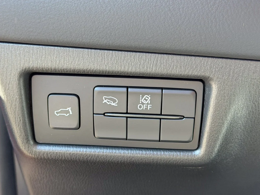 2025 Mazda CX-5 S Preferred package - Photo 34