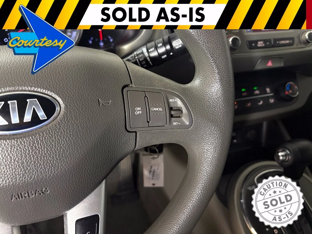 Used 2013 Red Kia LX image 20
