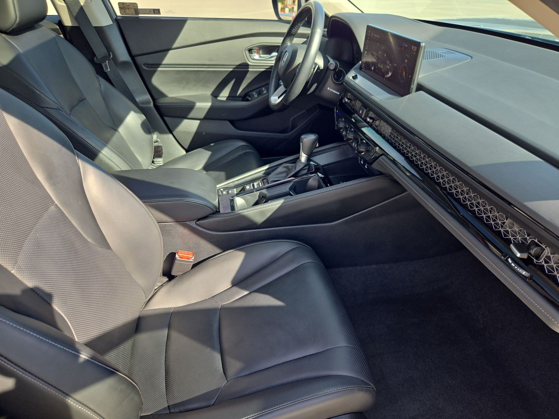 Certified Used 2024 Gray Honda Touring image 31