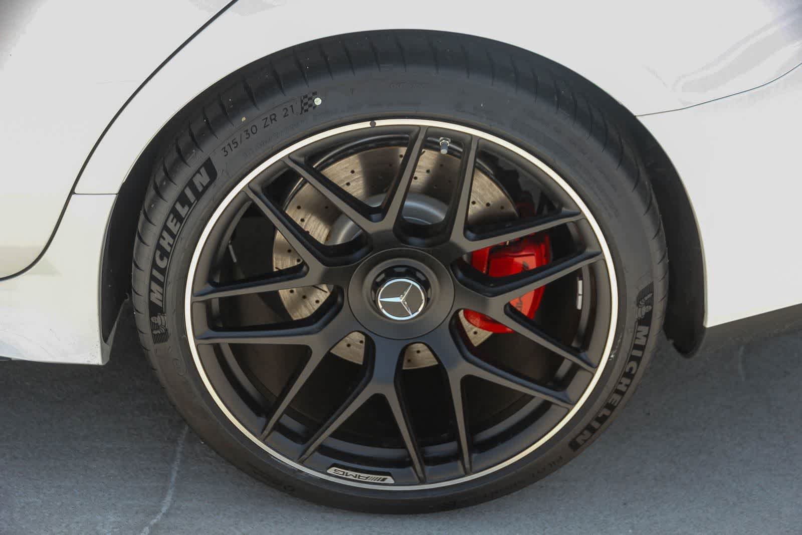 New 2026 MANUFAKTUR Moonlight White Metallic Mercedes-Benz AMG® GT 53 image 11