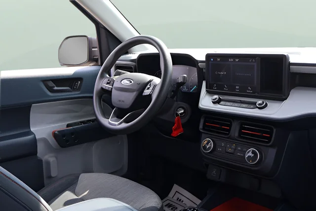 Used 2022 Green Ford XLT image 19