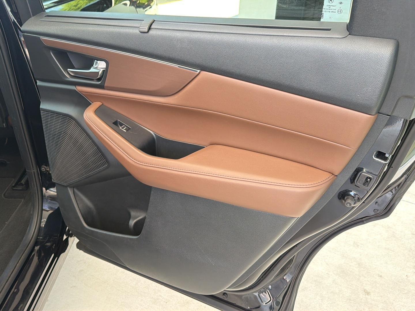 Used 2022 Majestic Black Pearl Acura w/Tech image 14