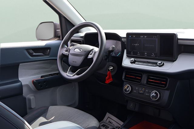 Used 2022 Green Ford XLT image 19