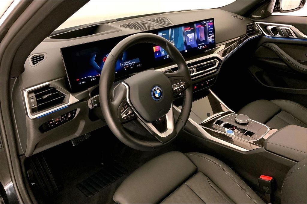 Used 2023 Black Sapphire Metallic BMW  image 20