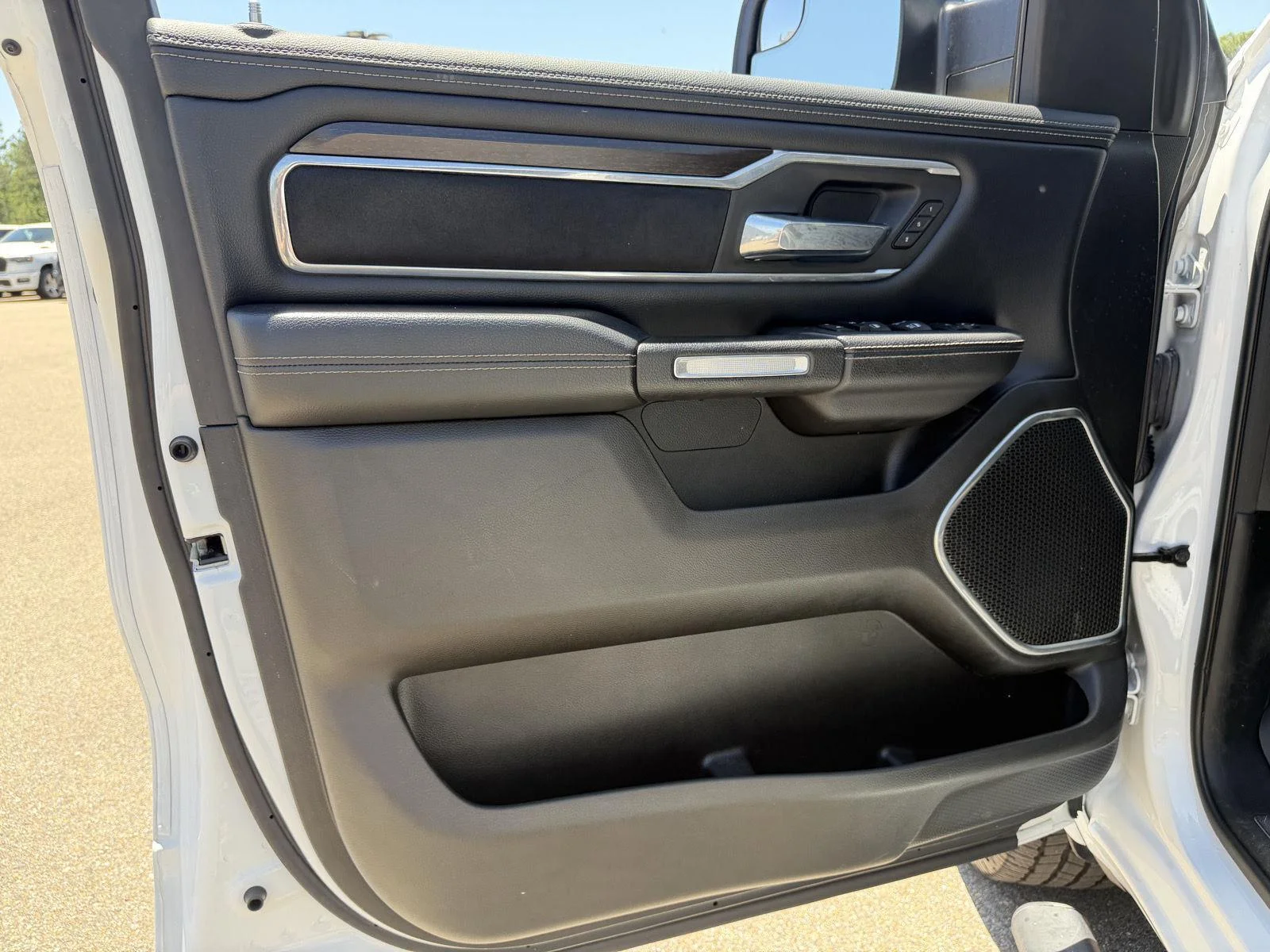Used 2022 Bright White Clearcoat Ram Laramie image 15