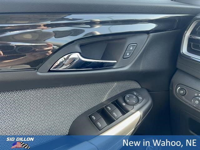 New 2026 Summit White Chevrolet LT image 15