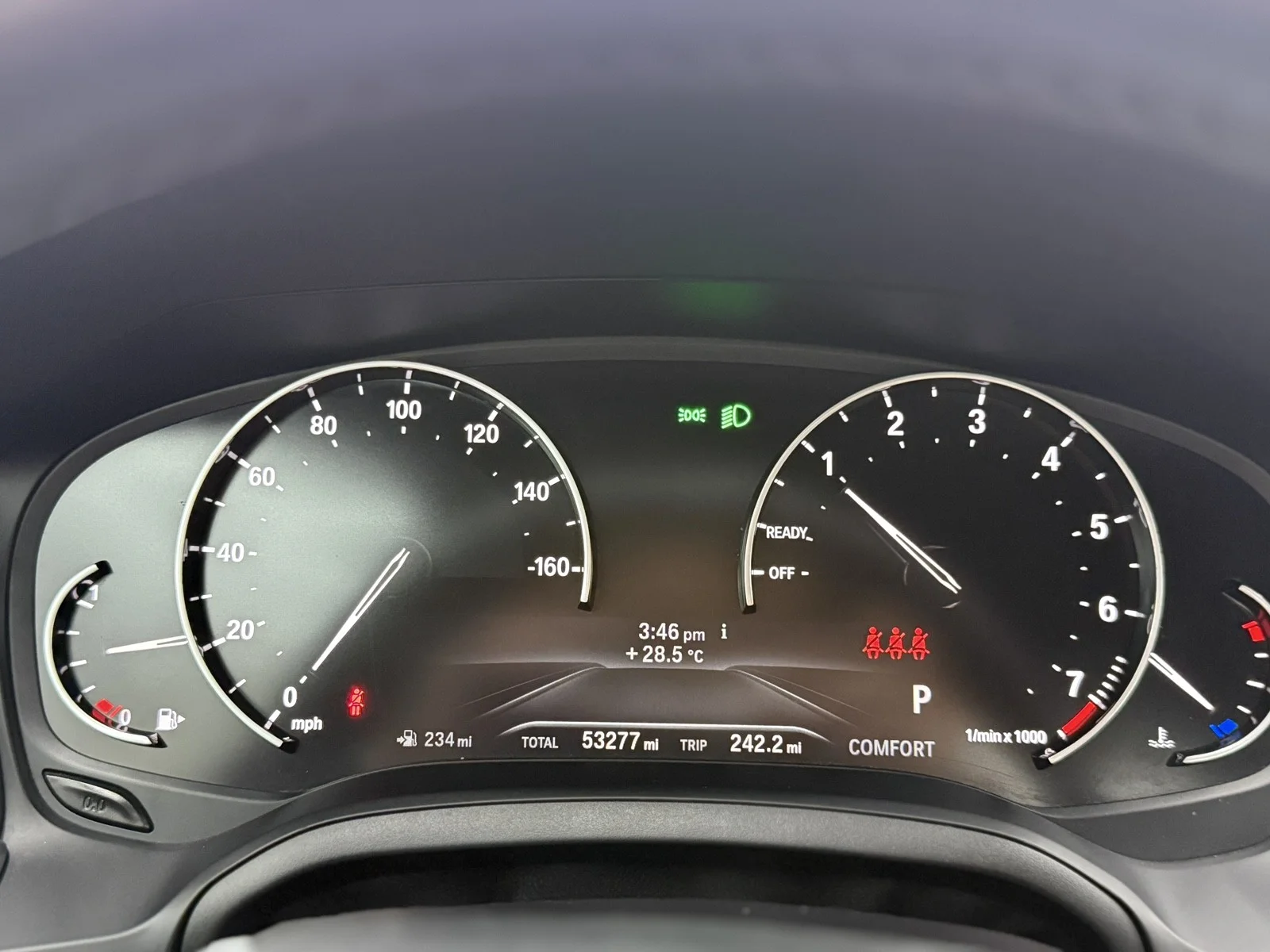 Used 2019 Jet Black BMW 330i xDrive image 17