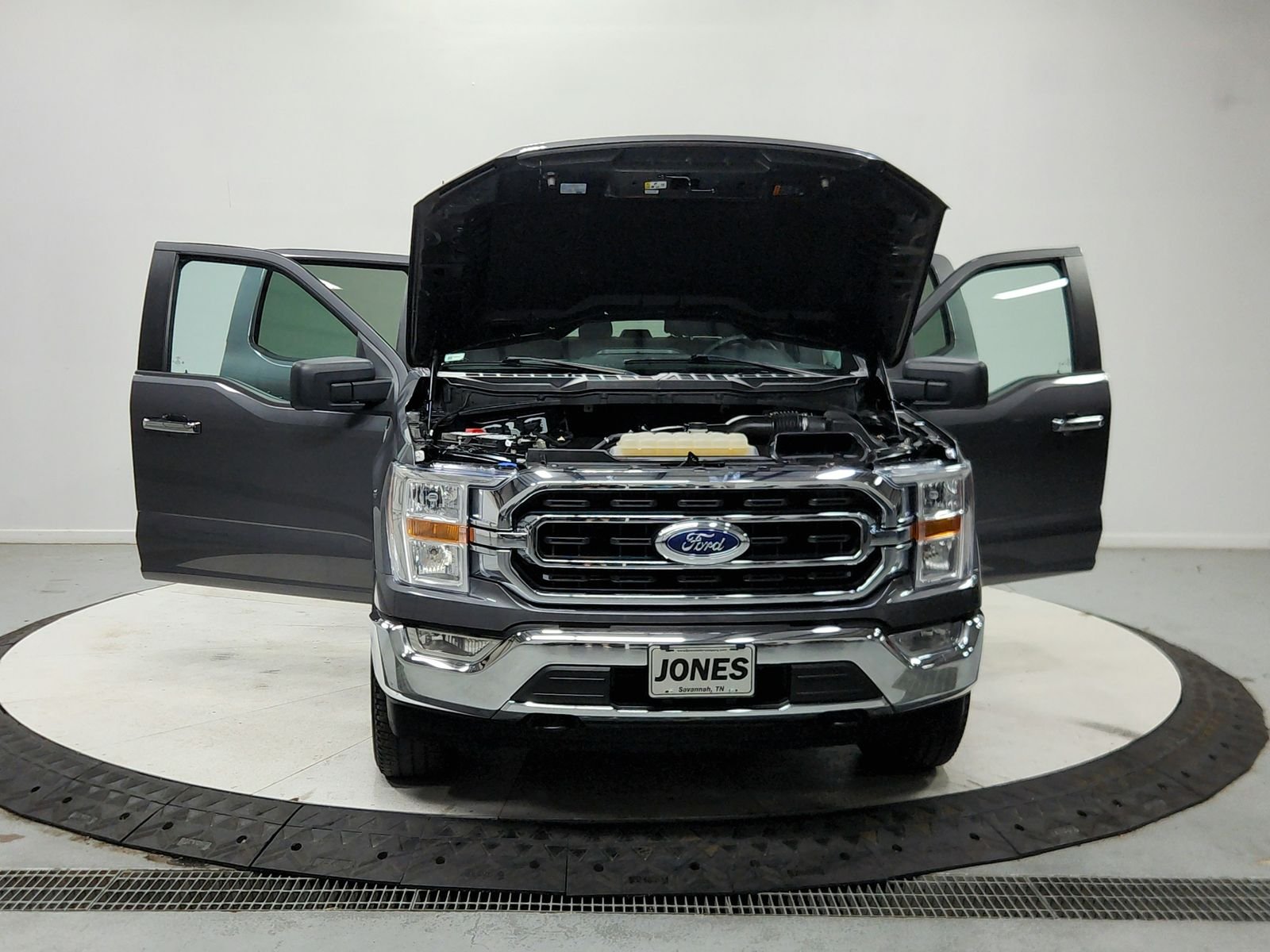 Used 2023  Ford XLT image 11