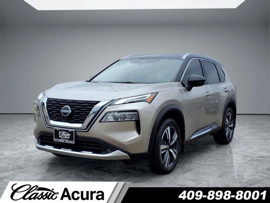 Used 2022 Champagne Silver Metallic Nissan Platinum FWD image 2