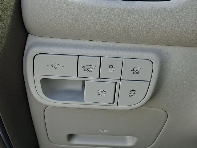 New 2026 White Hyundai SEL image 18