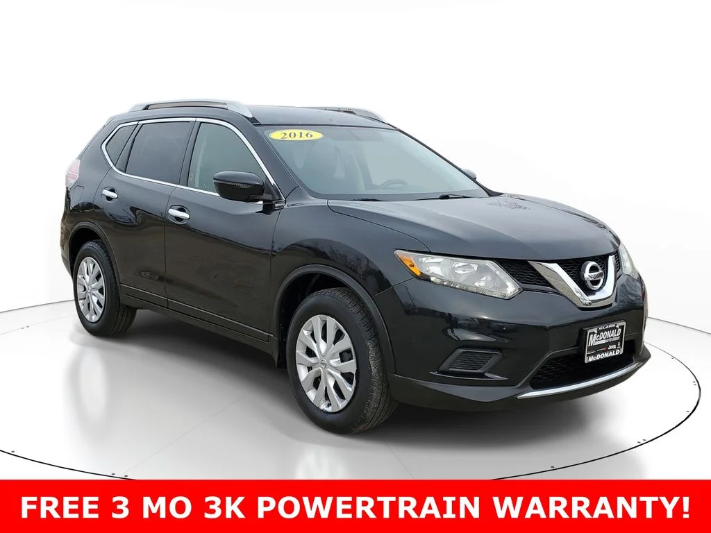 Used 2016 Nissan Rogue S with VIN 5N1AT2MT0GC879077 for sale in Clare, MI