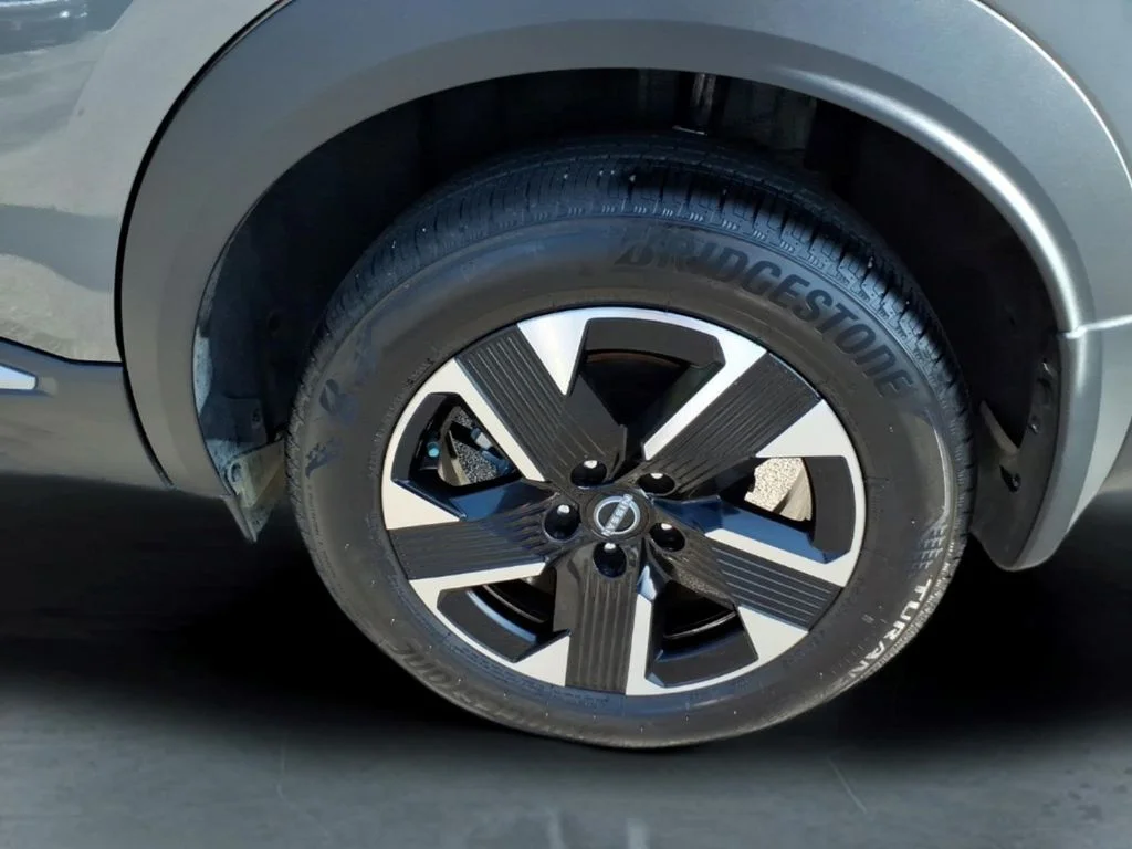 Used 2026 Gray Nissan SV image 12