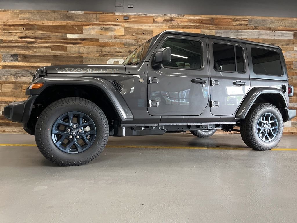 New 2026 Granite Crystal Metallic Clearcoat Jeep 85th Anniversary Edition image 52