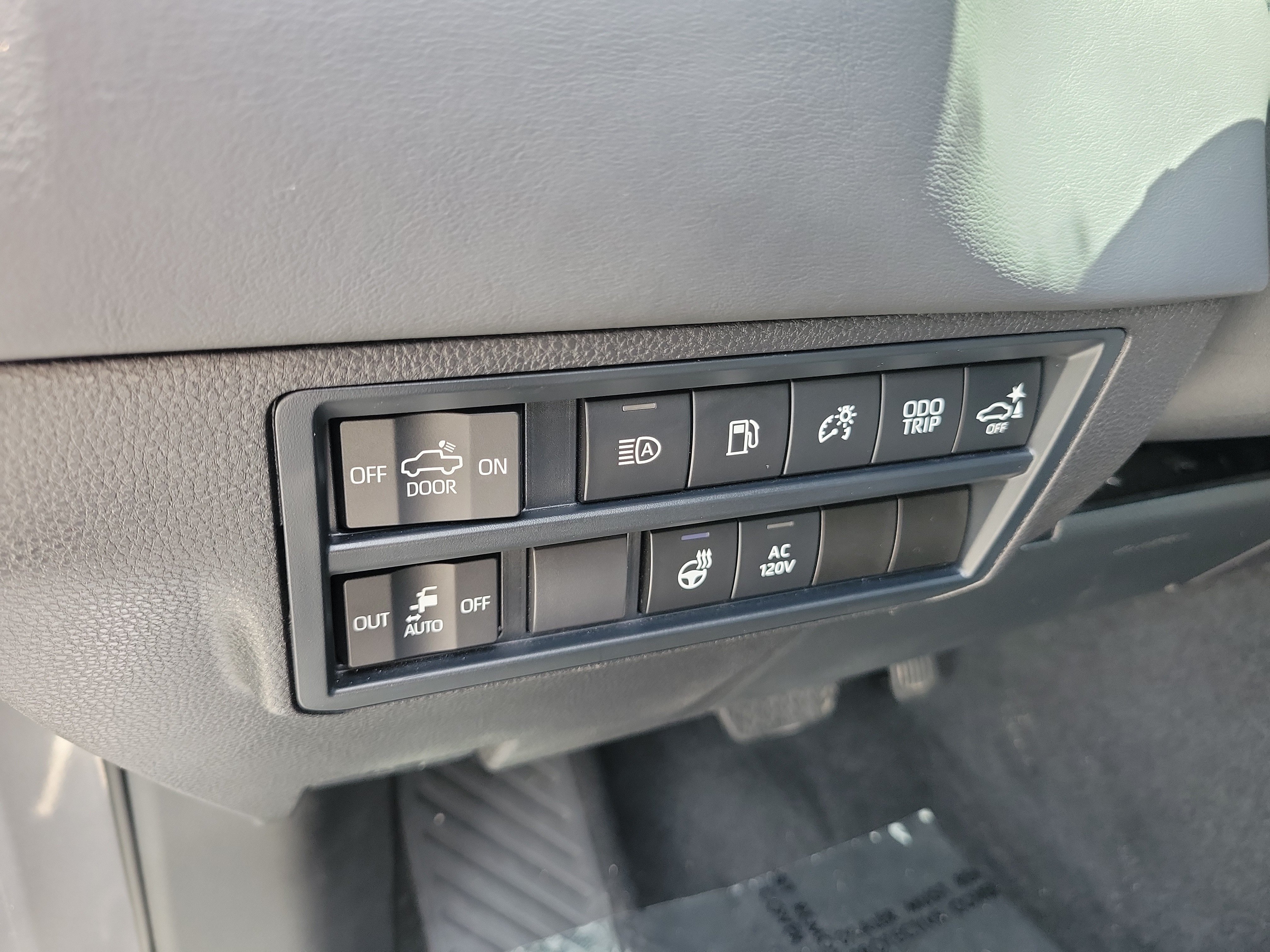 Used 2024 Magnetic Gray Metallic Toyota Platinum Hybrid image 29