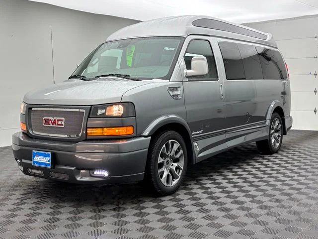 New 2026 Quicksilver Metallic GMC Explorer Limited SE image 16