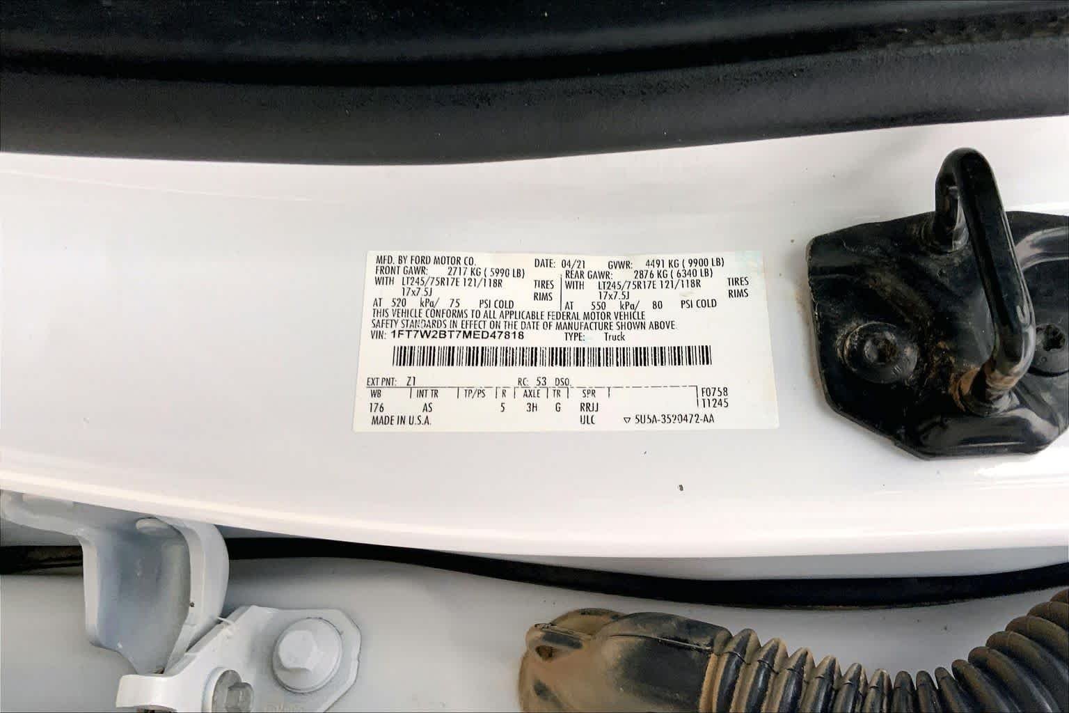 Used 2021 Oxford White Ford XL image 36