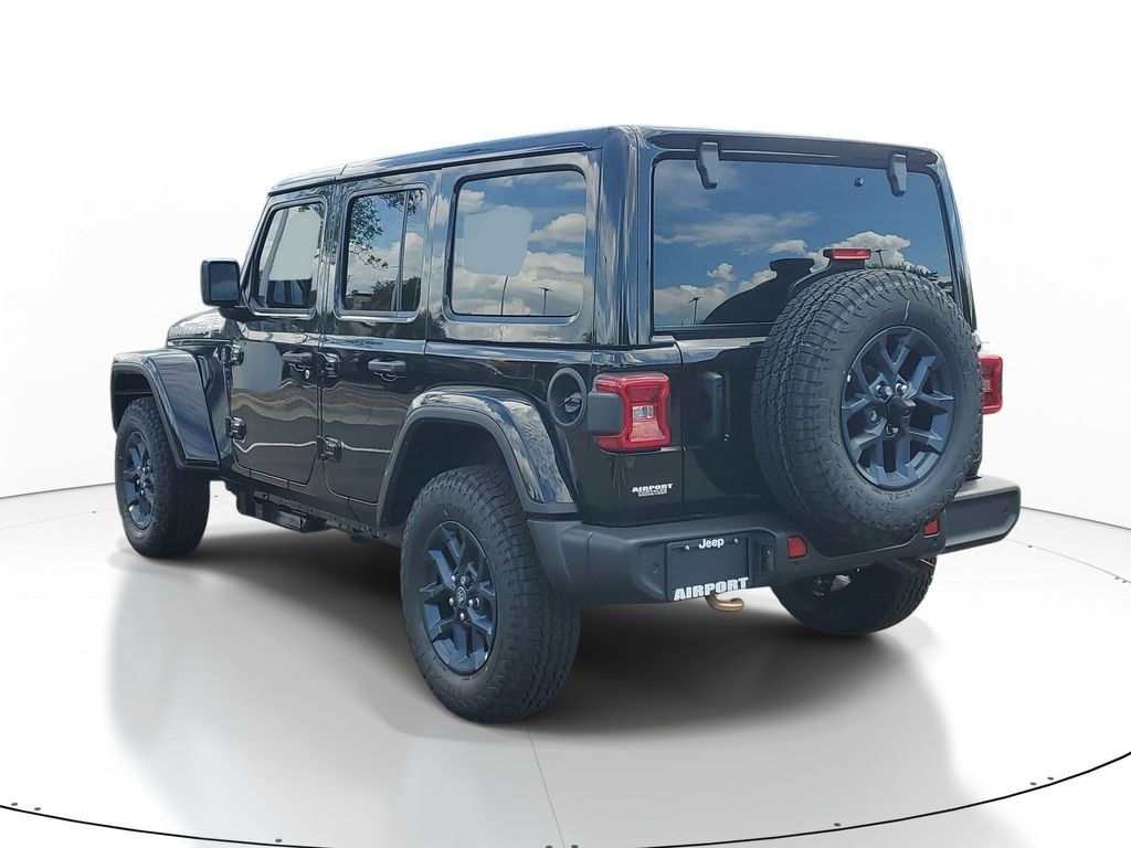 New 2026 Black Clear-Coat Exterior Paint Jeep 85th Anniversary Edition image 2