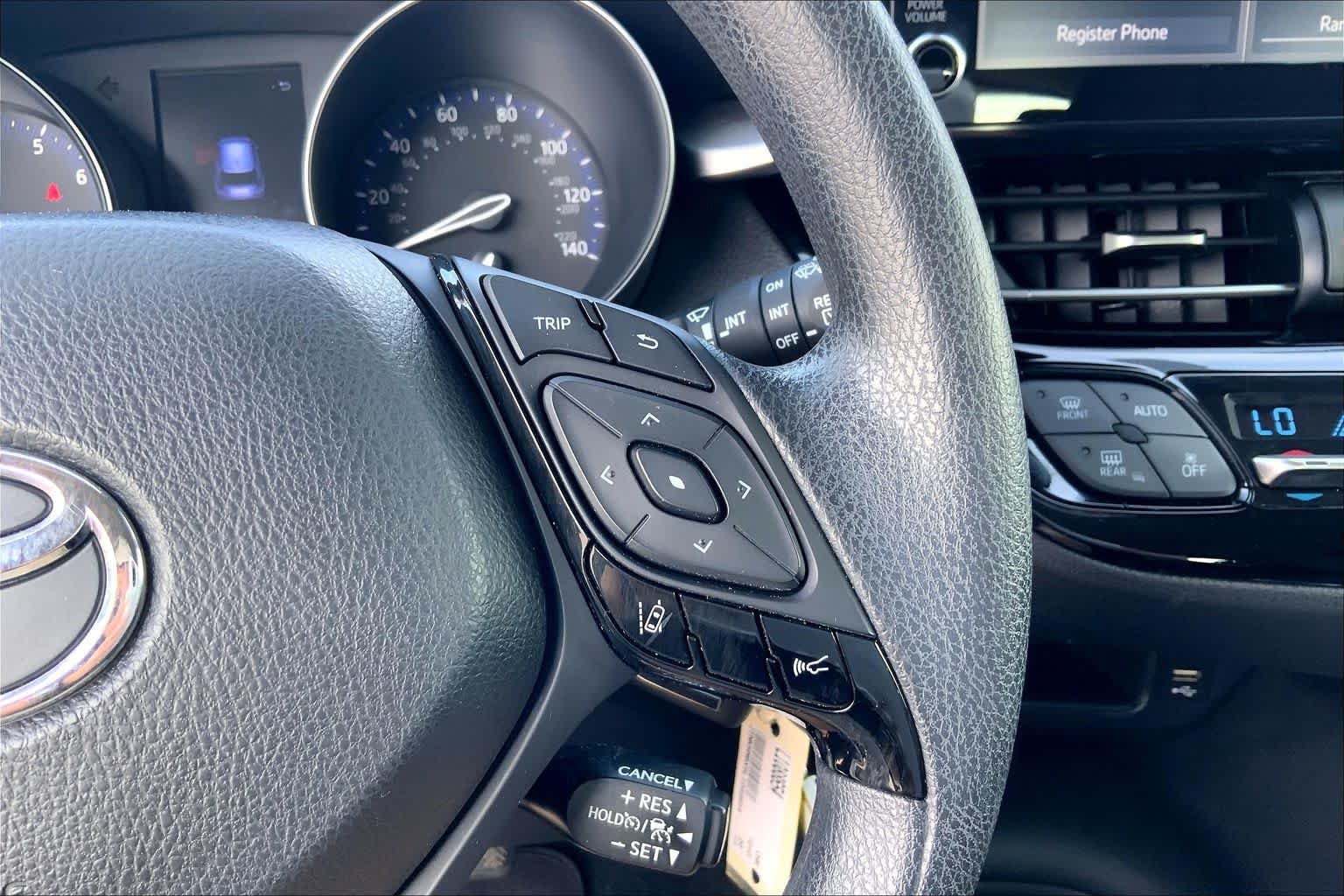Used 2020 Black Sand Pearl Toyota XLE image 25