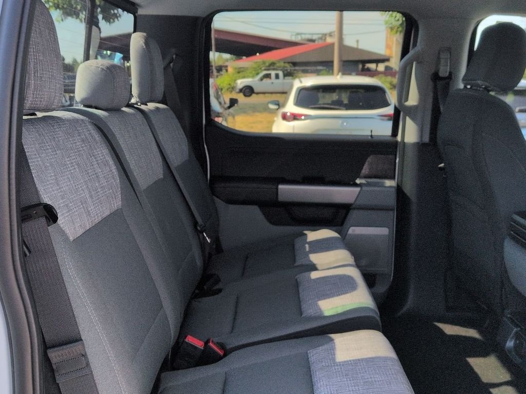 New 2026 Oxford White Ford F-250® XLT image 65