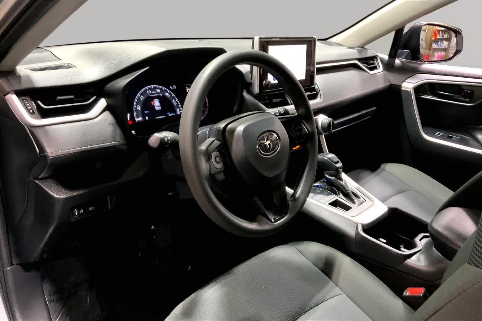Used 2023 Silver Sky Metallic Toyota LE image 18