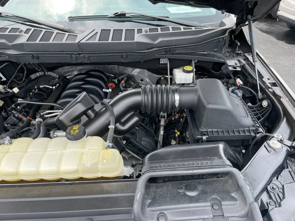 Used 2023 Stone Gray Metallic Ford Lariat image 40