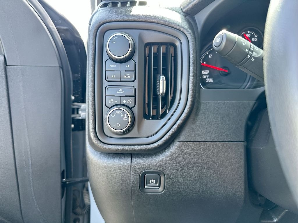 Used 2024 Gray Chevrolet Custom image 7