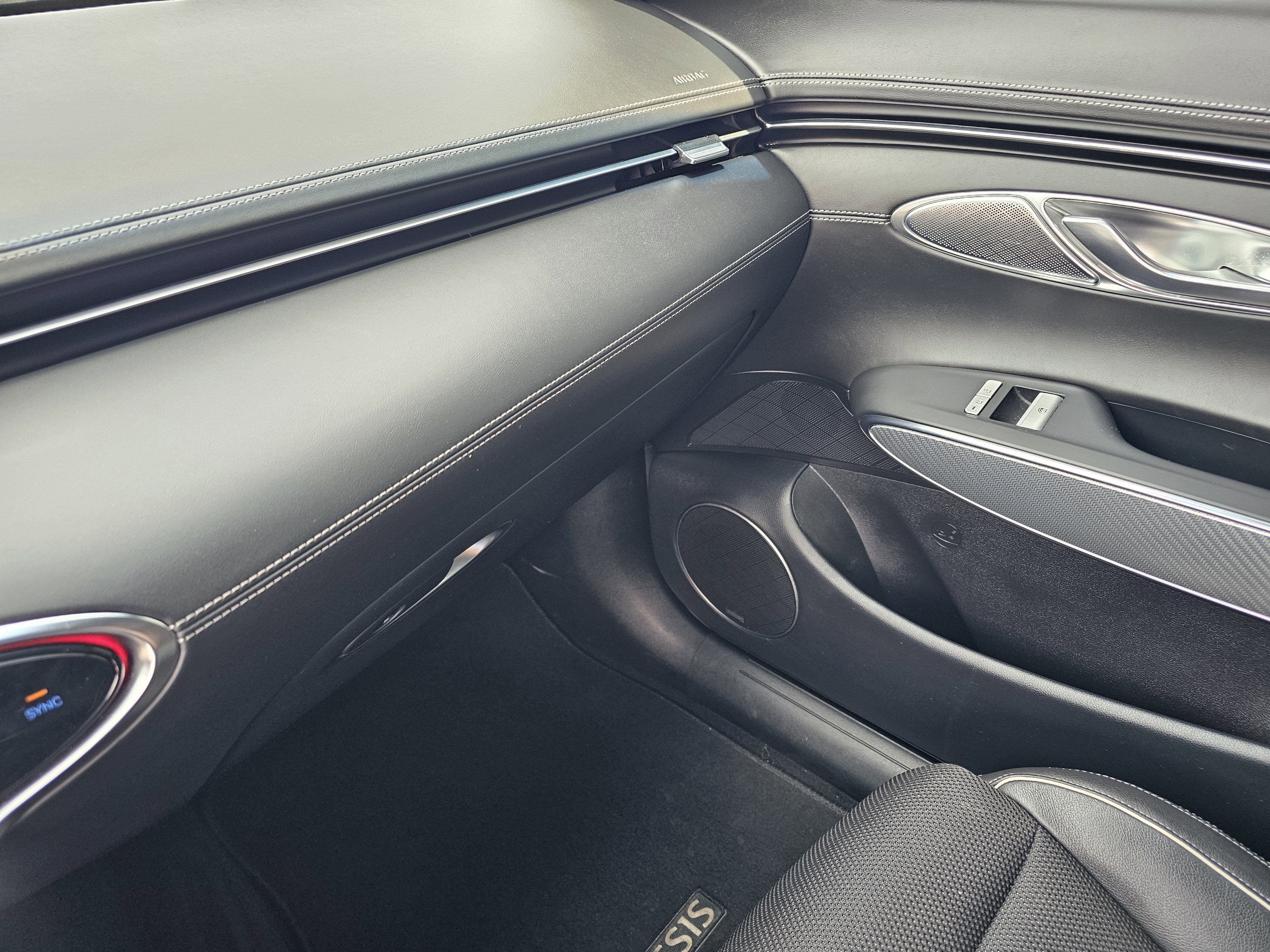 2023 GENESIS GV70 Standard - Photo 27