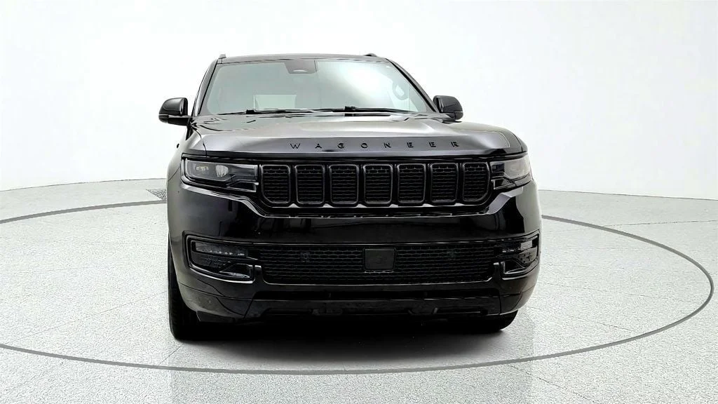 Used 2025 Diamond Black Crystal Pearlcoat Jeep Series II Carbide 4x4 w/ Rear Entertainment & 20