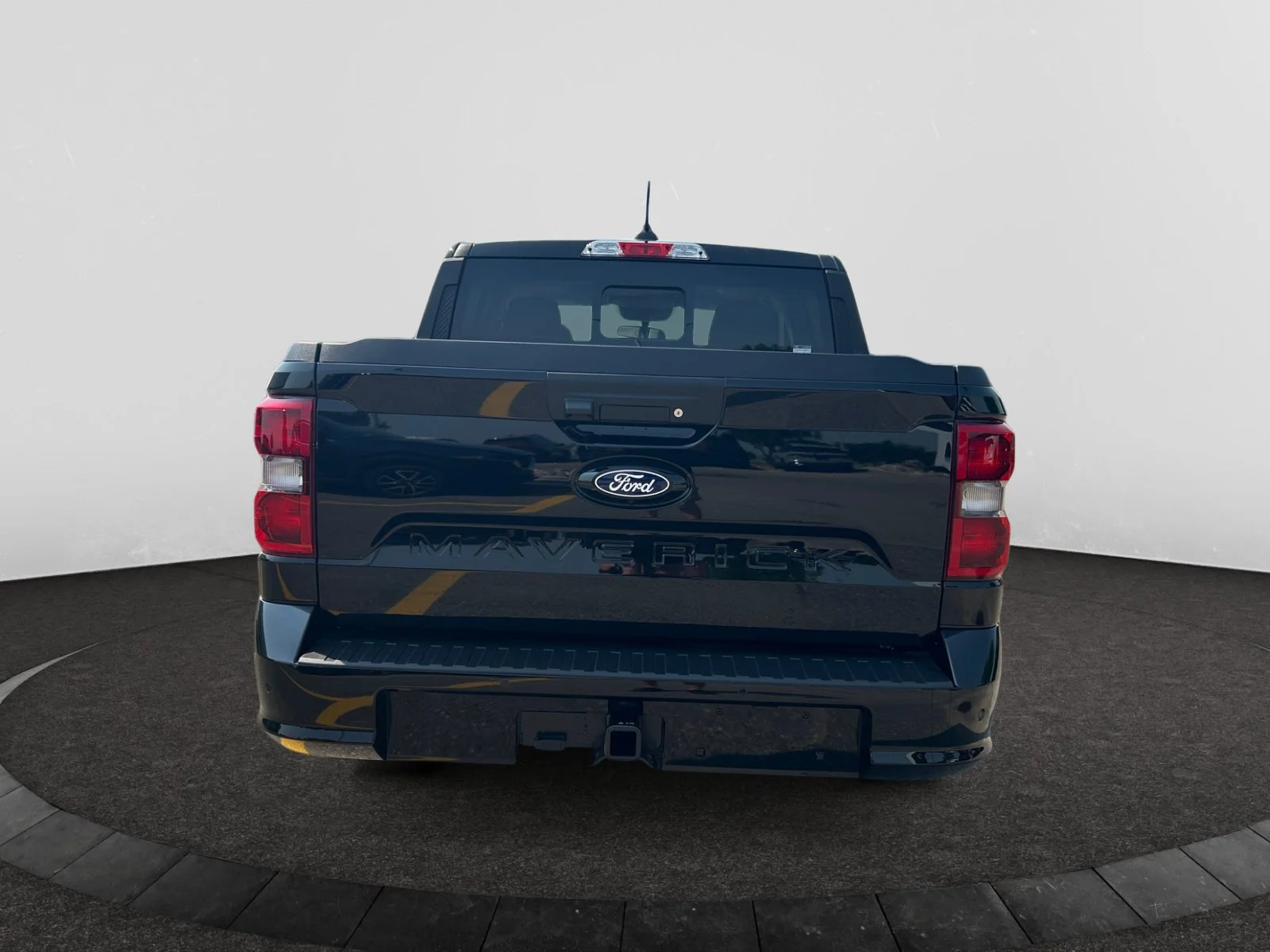 New 2026 Shadow Black Ford Lobo High image 4