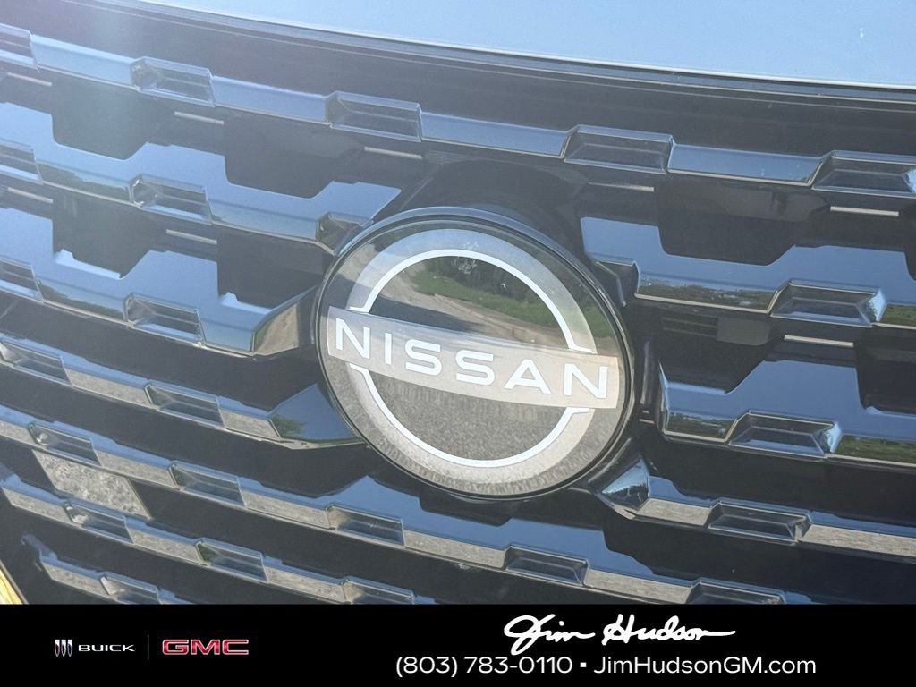 Used 2024 Gray Nissan SR image 7