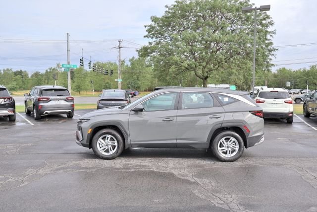 Used 2026 Gray Hyundai SE image 4