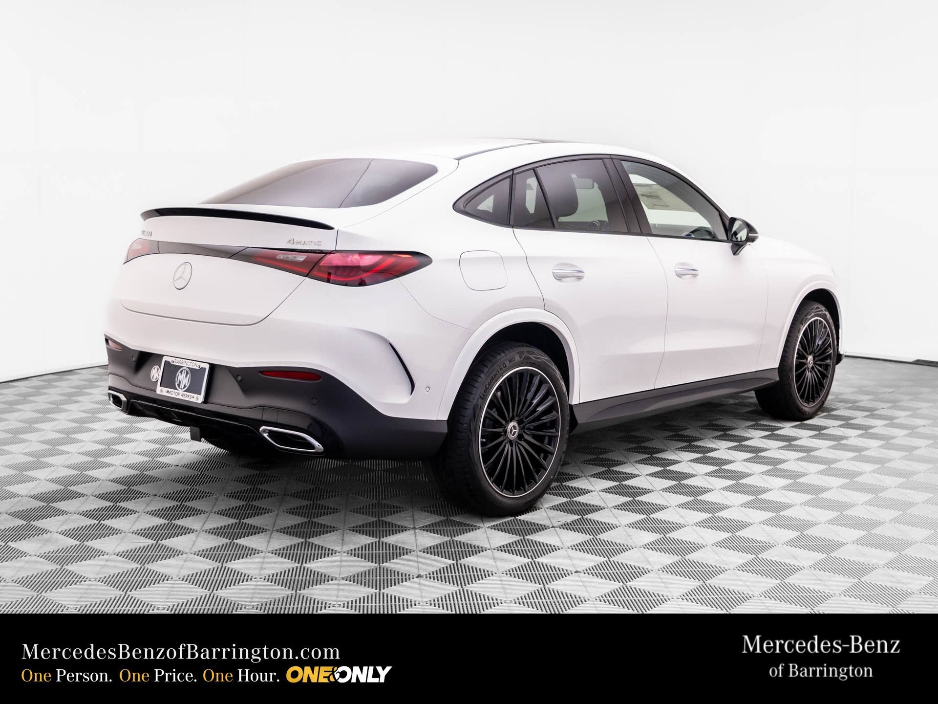 New 2026 Polar White Mercedes-Benz GLC 300 Coupe image 48