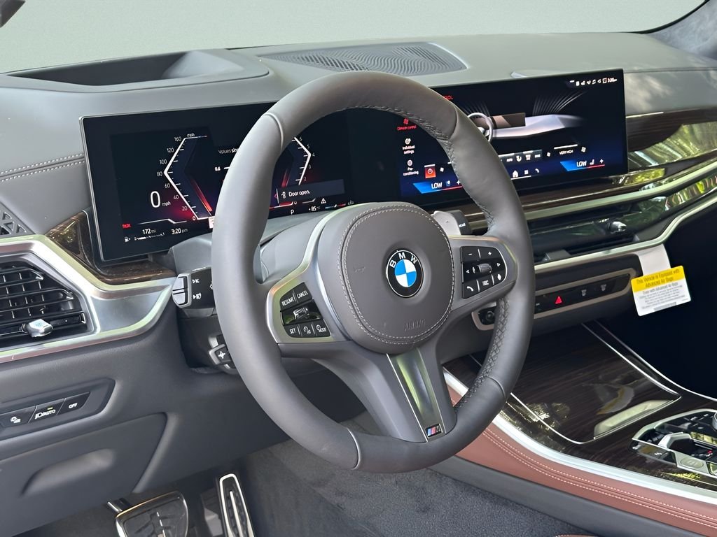New 2026 Skyscraper Grey Metallic BMW xDrive40i image 13