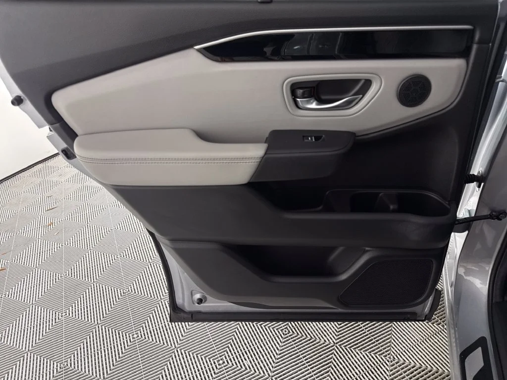 2024 Honda Pilot EX-L - Photo 11