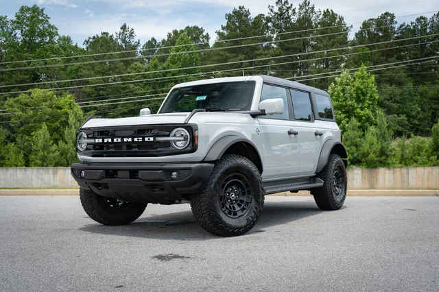 2026 Ford Bronco Outer Banks®