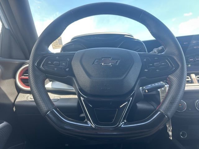 Used 2024 Fountain Blue Chevrolet 1RS image 17