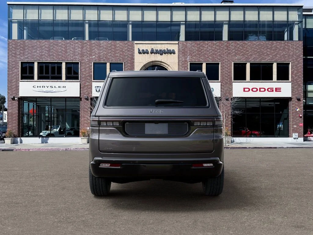 New 2026 Baltic-Gray Metallic Clear-Coat Exterior Paint Jeep Limited Altitude image 7