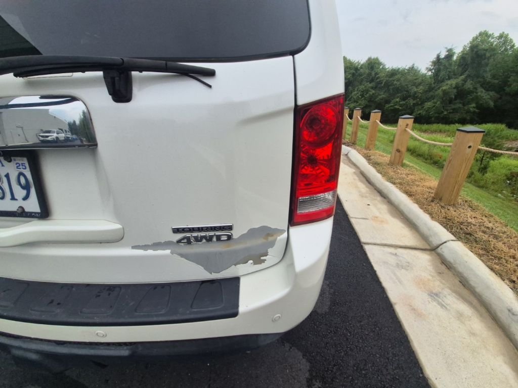 Used 2014 Taffeta White Honda Touring image 8